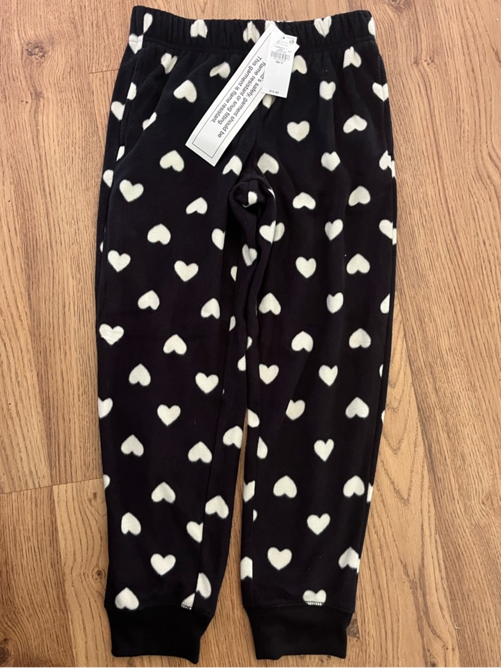 NWT Old Navy fleece heart pajama pants - size 6/7